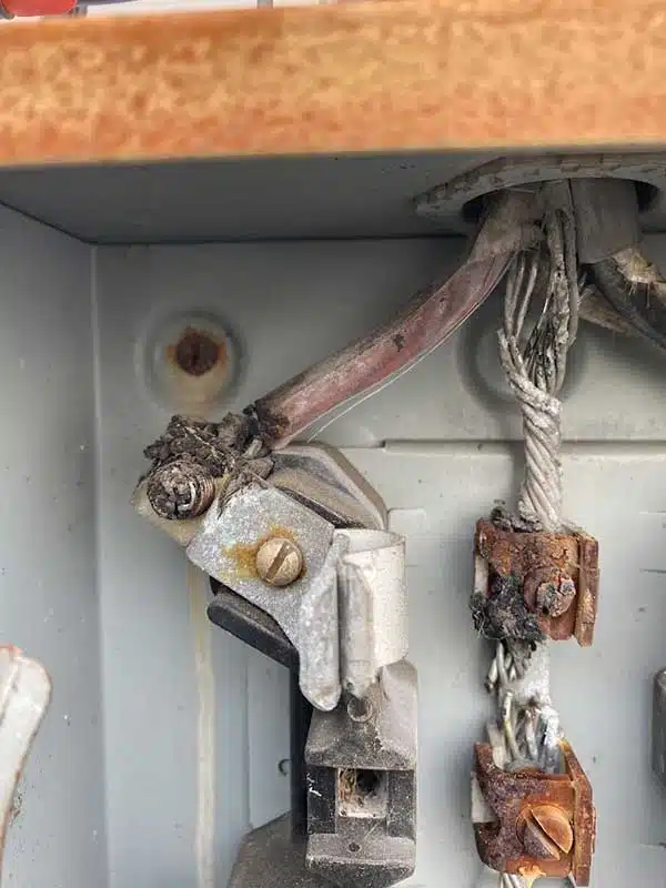Emergency Electrician in Bedford